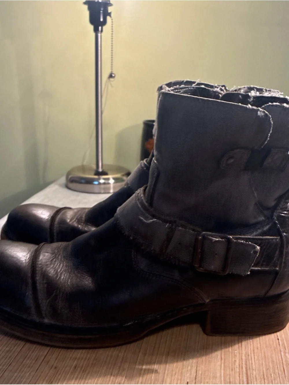 Bed-Stu Men's Black Distressed Leather Ankle Boots - Rugged Strap Design Sz 10
